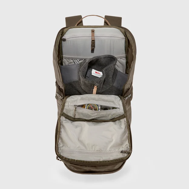 Fjällräven Singi 28 Unisex Daypacks Detail Angle I 22125
