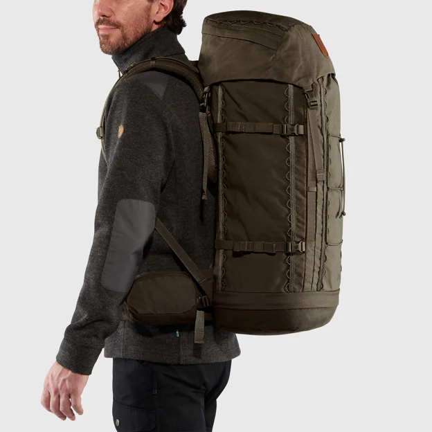 Fjällräven Singi 48 Unisex Hunting backpacks Model Model side 22046