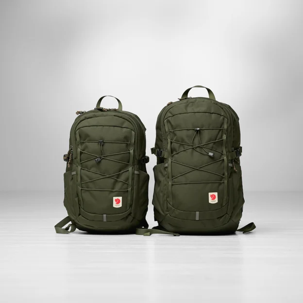 Fjällräven Skule 28 Unisex Daypacks Model Angle I 82742