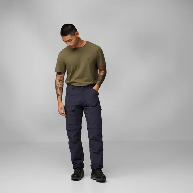 Fjällräven Travellers MT Zip-off Trs M Men’s Outdoor trousers Model Angle F 82760