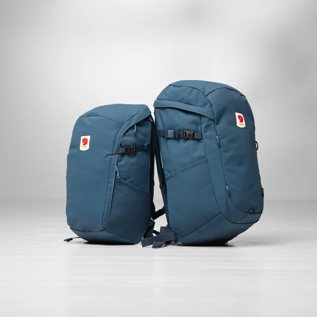 Fjällräven Ulvö 23 Unisex Daypacks Model Angle H 82509