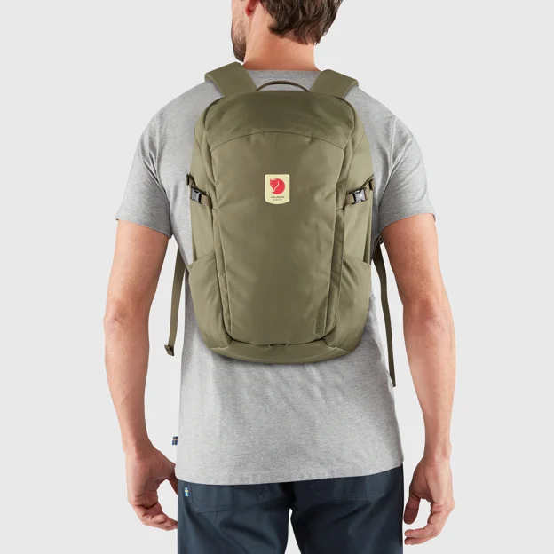 Fjällräven Ulvö 23 Unisex Daypacks Model Model front 24920
