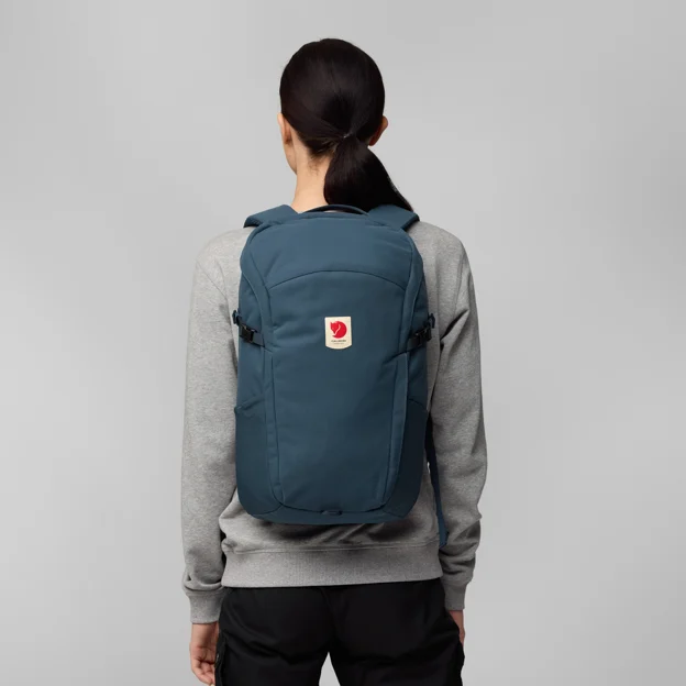 Fjällräven Ulvö 23 Unisex Daypacks Model Model back 82510