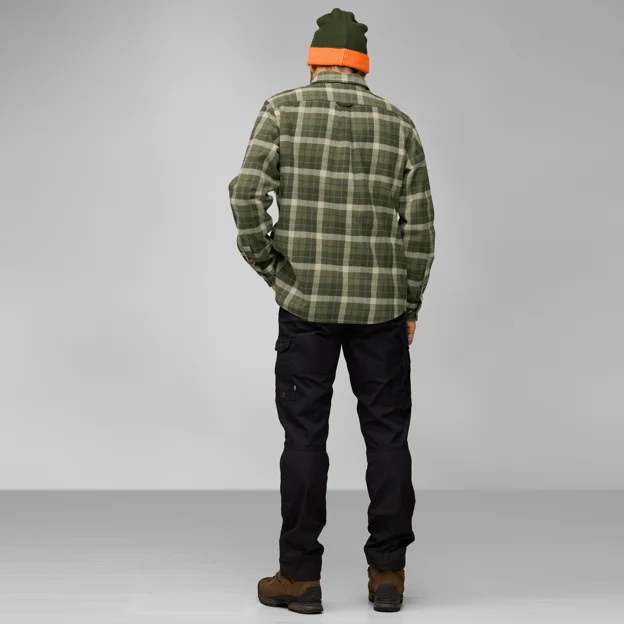 Fjällräven Värmland Heavy Flannel Shirt M Men’s Shirts Model Model back 76200
