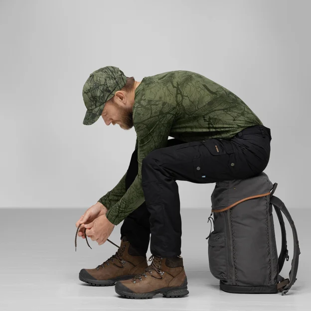 Fjällräven Värmland Wool LS M Men’s Base layer tops Model Angle F 76371
