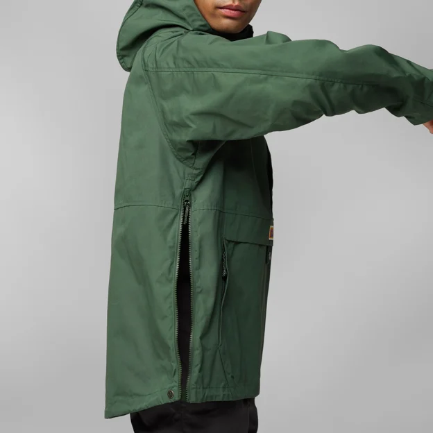 Fjällräven Vardag Anorak M Men’s Outlet Model Angle G 82537