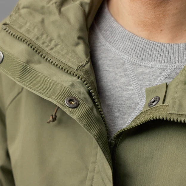 Fjällräven Vardag Anorak W Women’s Outlet Model Angle I 82551