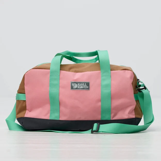 Fjällräven Vardag Duffel 33 Unisex Shoulder bags Model Angle K 100339
