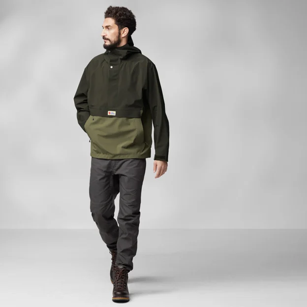 Fjällräven Vardag Hydratic Anorak M Men’s Anoraks Model Model front 66736