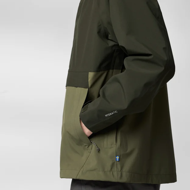 Fjällräven Vardag Hydratic Anorak M Men’s Anoraks Model Model side 66738