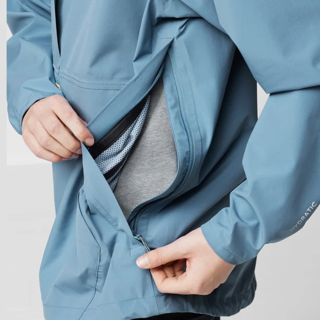 Fjällräven Vardag Hydratic Anorak W Women’s Anoraks Detail Angle F 66748