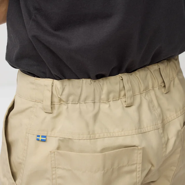 Fjällräven Vardag Relaxed Shorts M Men’s Shorts & skirts Model Angle G 100326