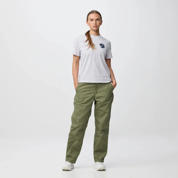 Fjällräven Vardag Relaxed Trousers W Women’s Outdoor trousers Model Model front 100302