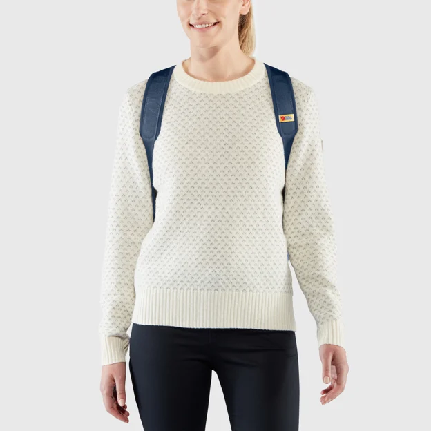 Fjällräven Vardag Totepack Unisex Daypacks Model Model back 24186