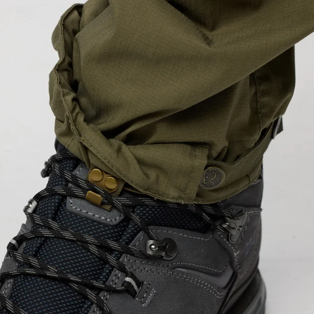 Fjällräven Vidda Pro Lite Zip-off Trs M Men’s Trekking trousers Model Angle J 100307